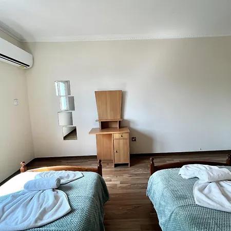 Napa Oniro Ayía Nápa